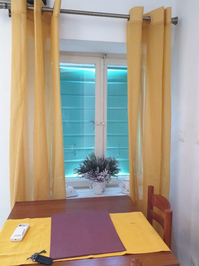 Lemon Tree Hotel Seget Donji Bagian luar foto